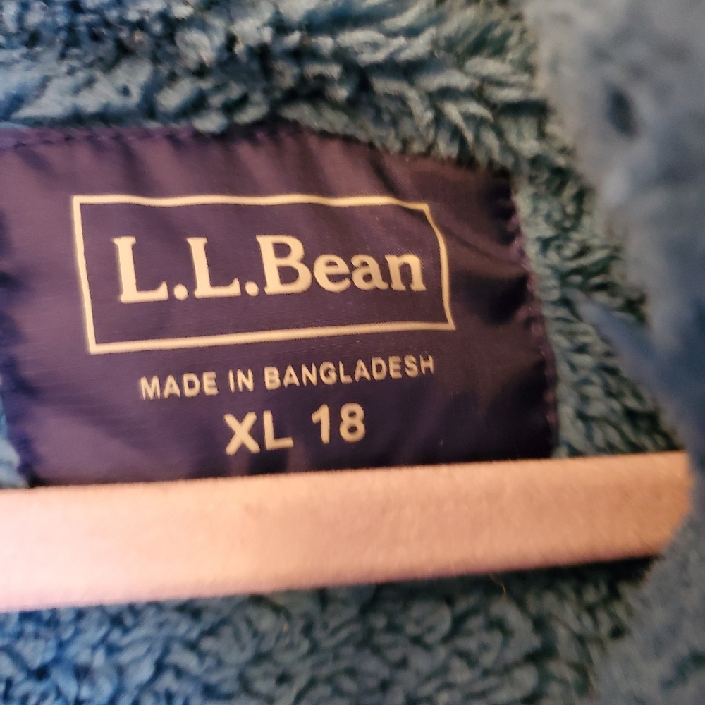 LL Bean Down Jacket - Picture 2 of 6